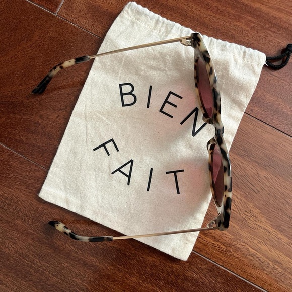 Madewell Tortoise Shell Cat-Eye Sunglasses - Picture 2 of 4